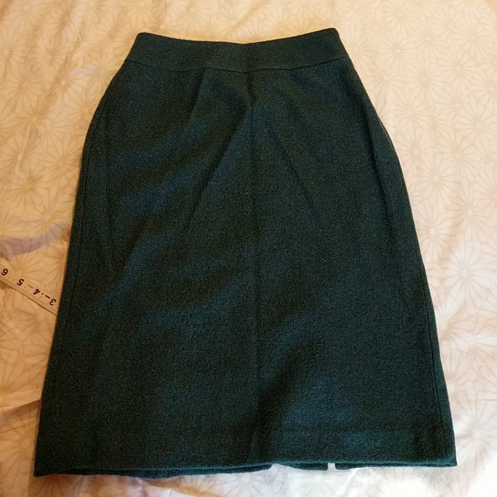 Banana republic - dark green pencil skirt